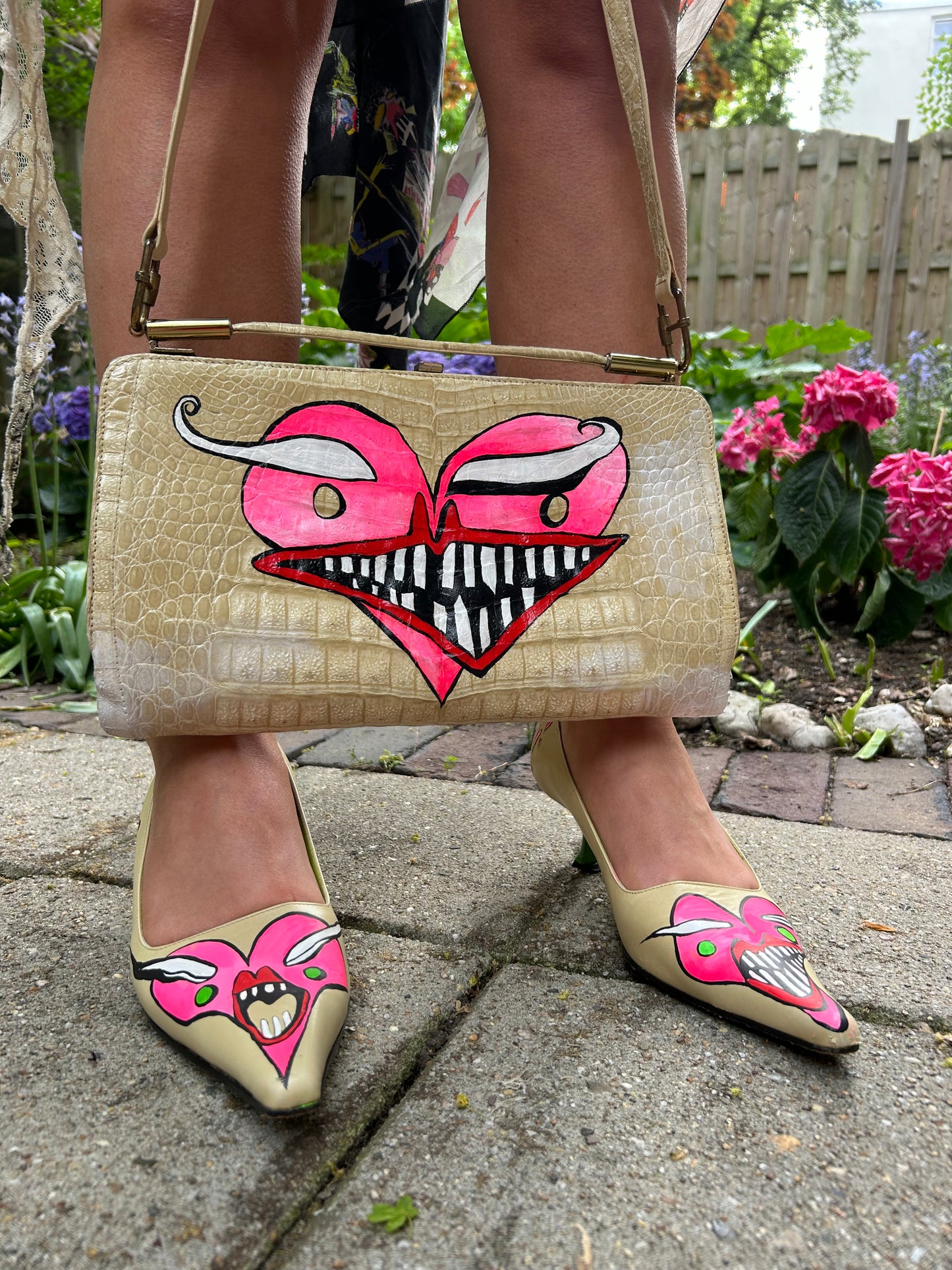 Pink lover clutch
